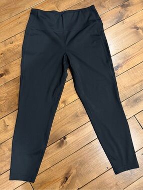 Lolë Women's Black High-Rise Athletic Leggings Size XL Activewear 7/8 Capri